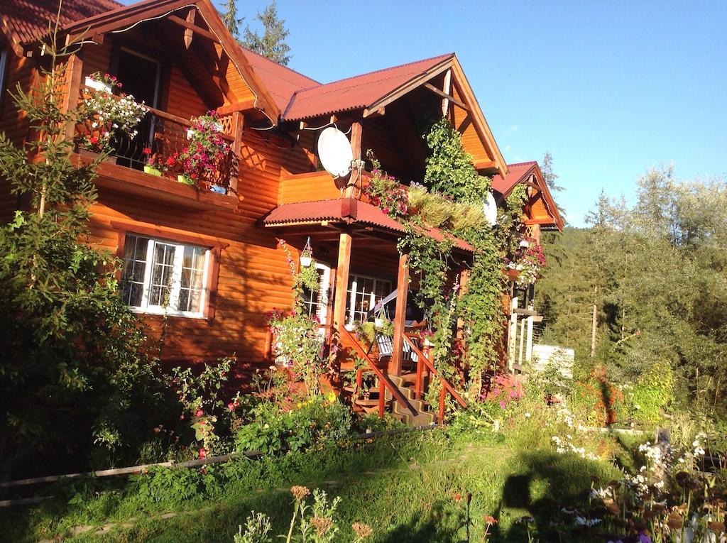 Cottage 12 Months Vorokhta Exterior foto